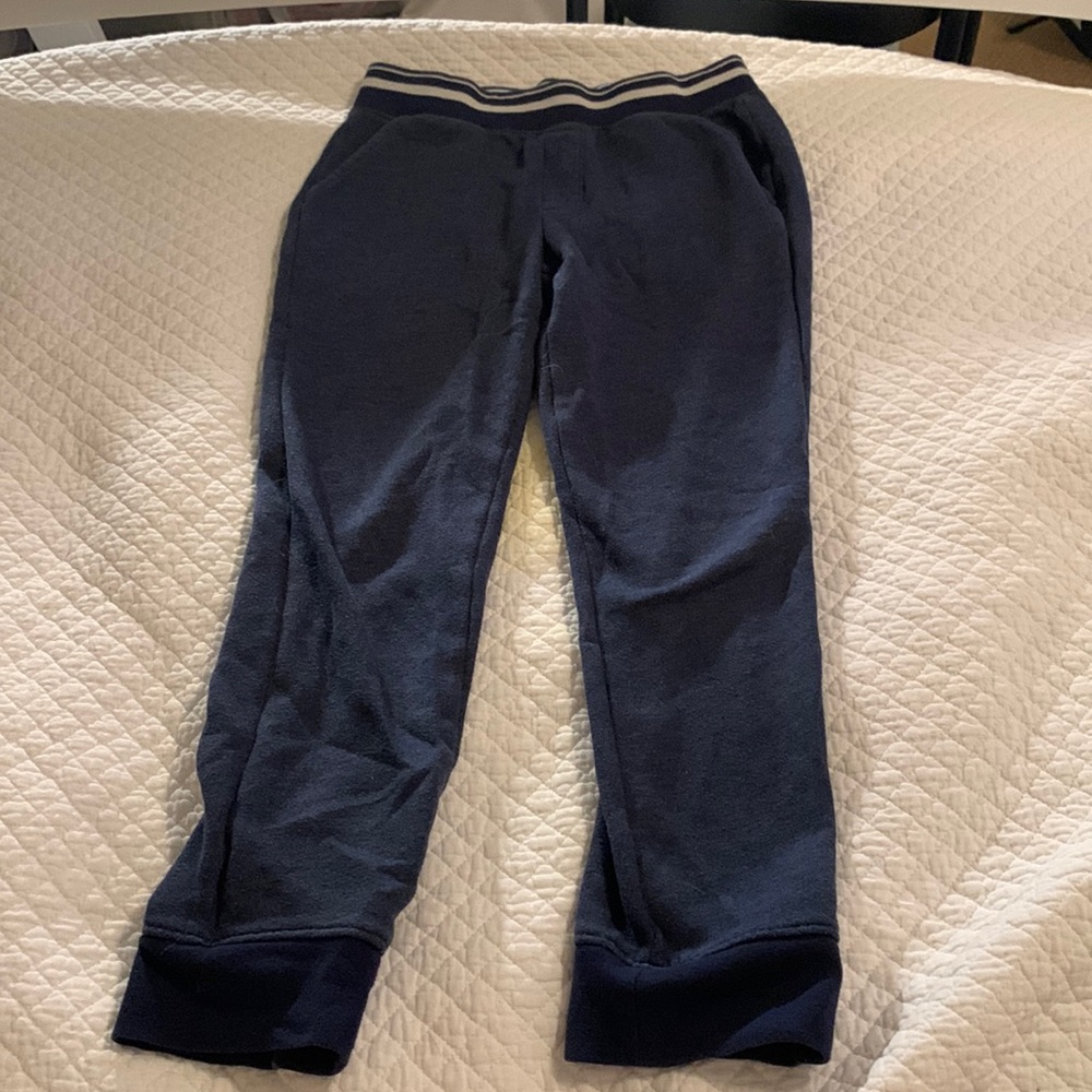 Navy blue Athetic sweatpants/joggers with stretchy waist band
